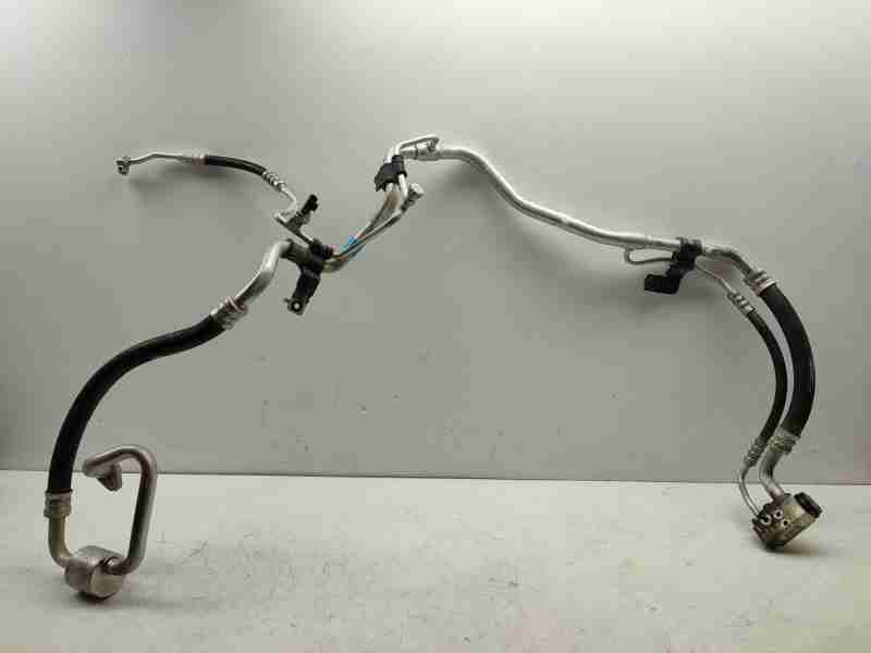 Recambio de tubo para nissan qashqai ii (j11, j11_) 1.5 dci referencia OEM IAM 977753U210  
