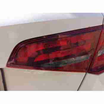 PILOTO TRASERO DERECHO INTERIOR 8V4945094 
