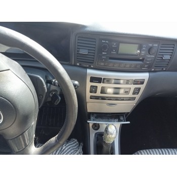 toyota corolla (e12) del año 2005