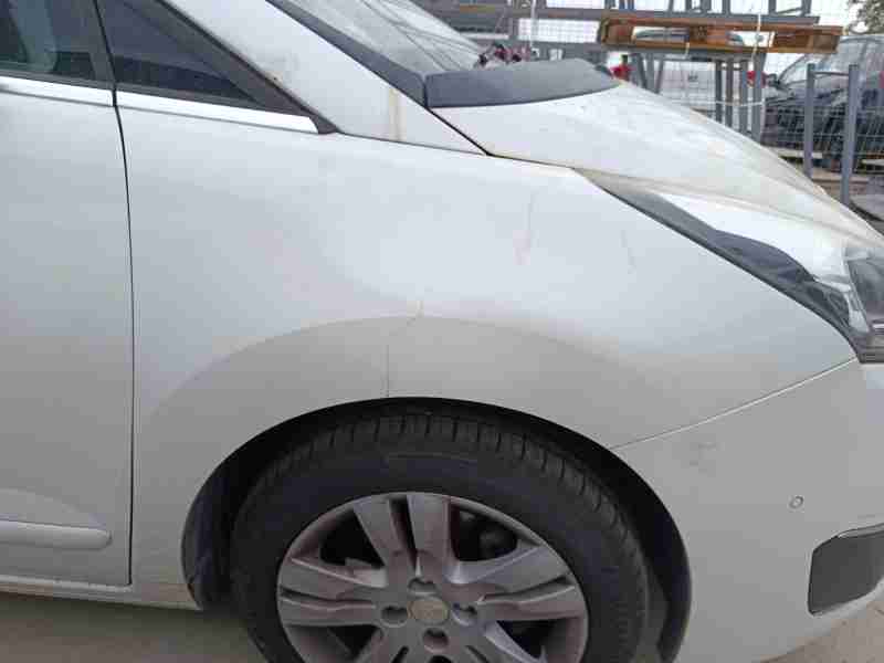 Recambio de aleta delantera derecha para peugeot 5008 (0u_, 0e_) 1.6 bluehdi 120 referencia OEM IAM 7841AF  