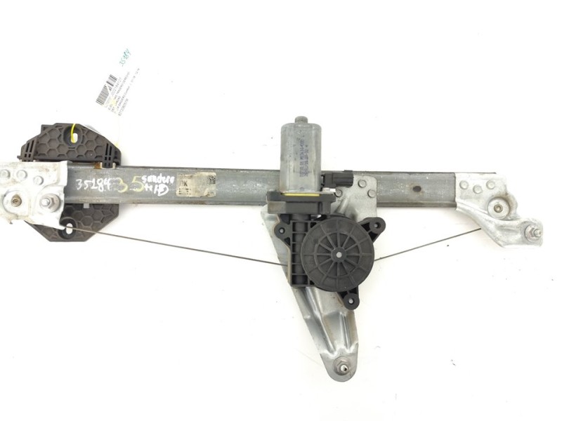 Recambio de elevalunas trasero derecho para dacia sandero comfort referencia OEM IAM 827206057R  