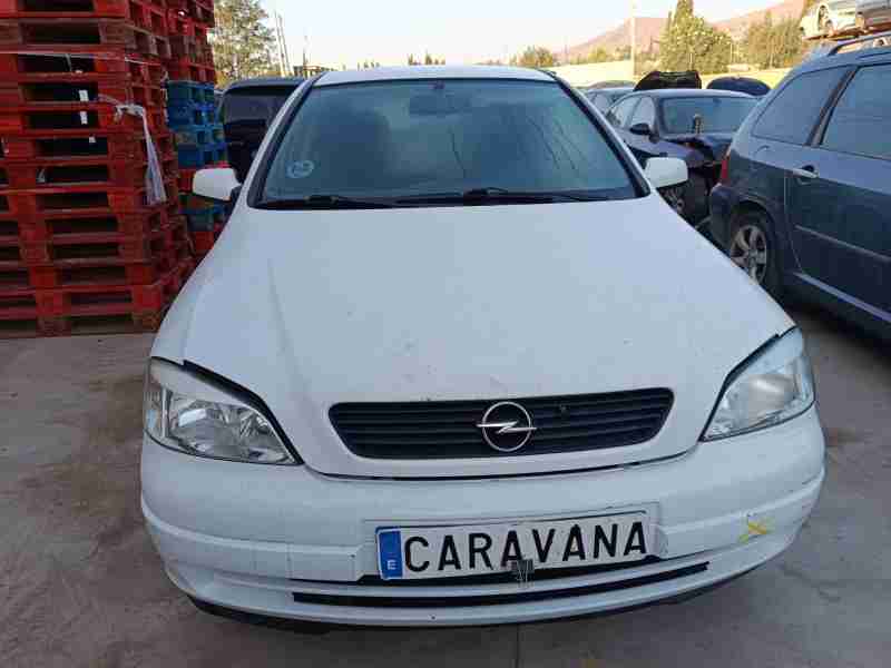 opel astra g hatchback (t98) del año 2001
