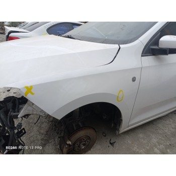 Recambio de aleta delantera izquierda para skoda rapid ambition referencia OEM IAM 5JA821021C  