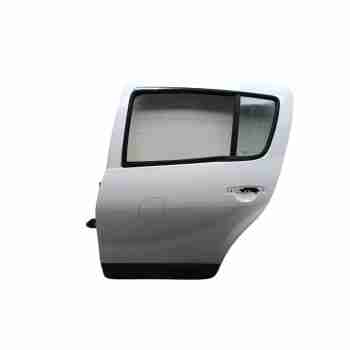 Recambio de puerta trasera izquierda para dacia sandero ambiance referencia OEM IAM 821012255R  