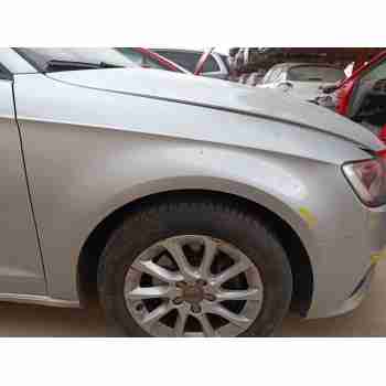 Recambio de aleta delantera derecha para audi a3 sportback (8va, 8vf) 1.6 tdi referencia OEM IAM 8V0821106L  
