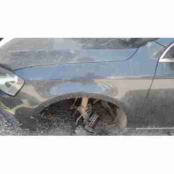 Recambio de aleta delantera izquierda para volkswagen passat b6 (3c2) 2.0 tdi 16v referencia OEM IAM 3AA821021B  