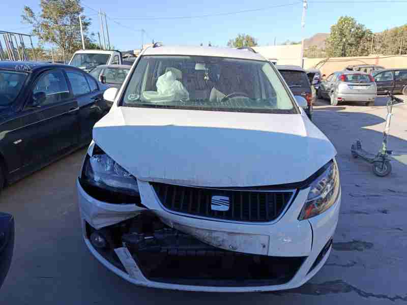 seat alhambra (710, 711) del año 2015