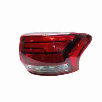 Recambio de piloto trasero derecho para mitsubishi outlander iii van (gf_w, gg_w) di-d 4wd (gf6w) referencia OEM IAM 8330B174  