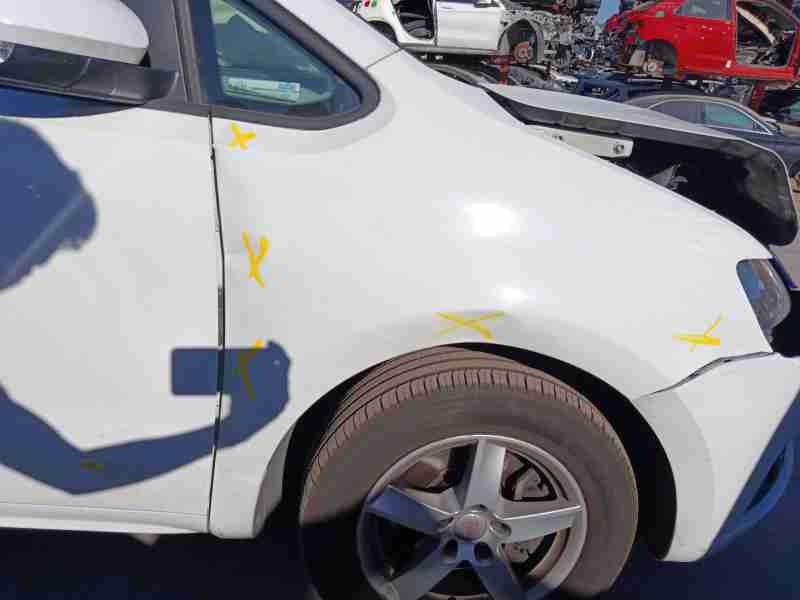 Recambio de aleta delantera derecha para seat alhambra (710, 711) 2.0 tdi referencia OEM IAM 7N0821022B  