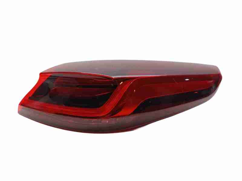 Recambio de piloto trasero derecho para kia xceed (cd) 1.6 crdi 136 referencia OEM IAM 92402J7350  
