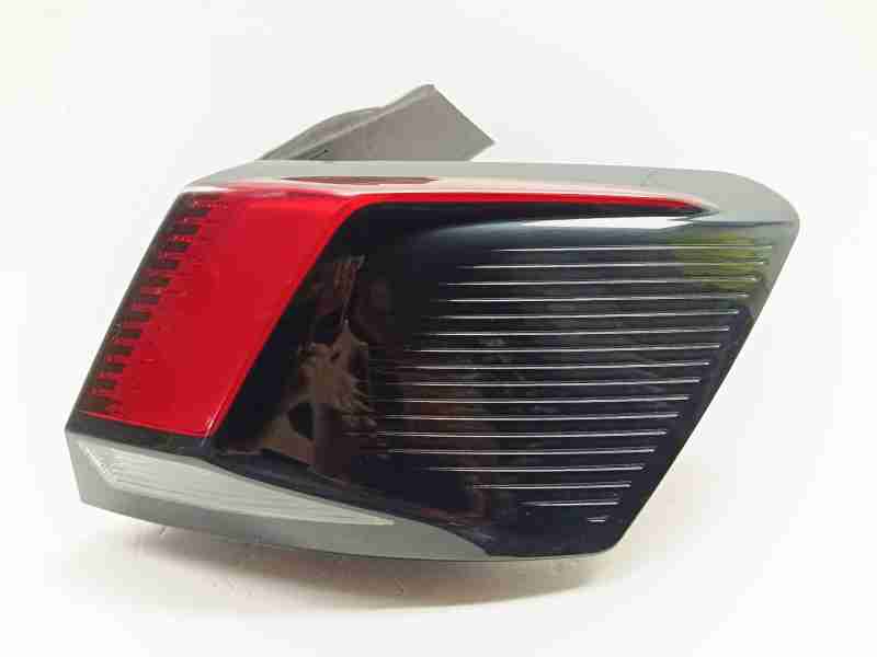 Recambio de piloto trasero derecho para peugeot 3008 allure referencia OEM IAM 9810477080  
