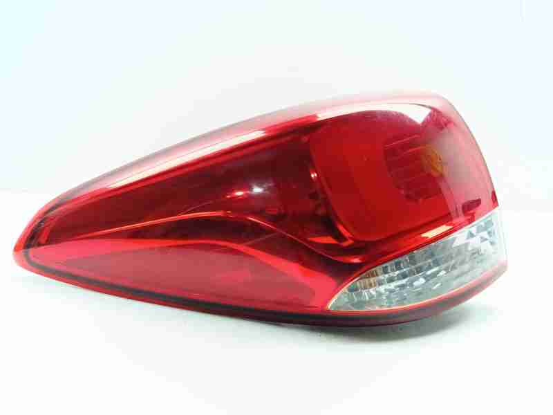 Recambio de piloto trasero izquierdo para kia carens ( ) concept referencia OEM IAM 92401A4010  