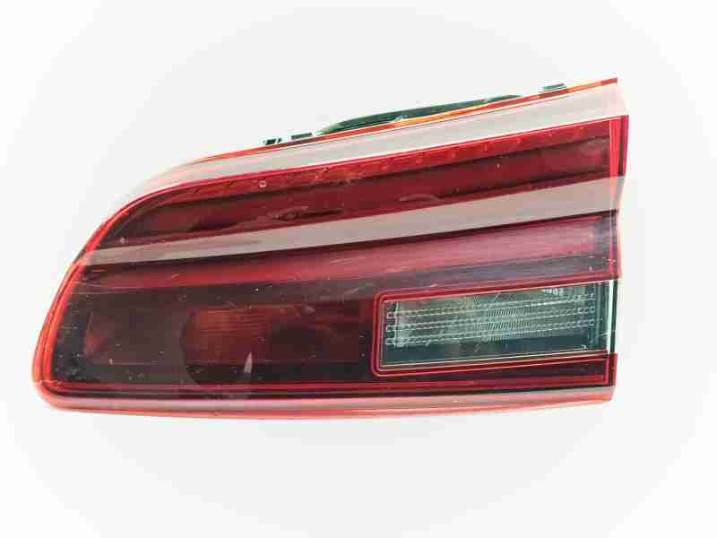 Recambio de piloto trasero derecho interior para citroën c5 x shine pack referencia OEM IAM 9834936180 / YL01930680  