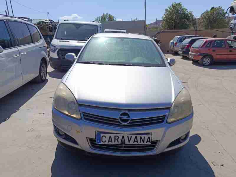 opel astra h sedán (a04) del año 2008