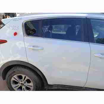 Recambio de puerta trasera derecha para kia sportage iv (ql, qle) 1.7 crdi referencia OEM IAM 77004D9000  