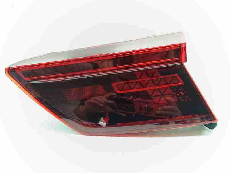 Recambio de piloto trasero derecho interior para volkswagen tiguan (ad1, ax1) 1.5 tsi referencia OEM IAM 5NA945308D  
