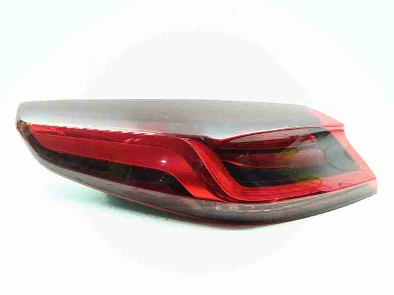 Recambio de piloto trasero izquierdo para kia xceed concept referencia OEM IAM 92401J7350  
