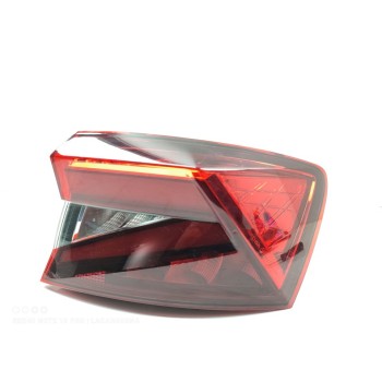 PILOTO TRASERO DERECHO 6VE945208 