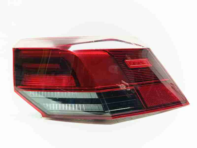 Recambio de piloto trasero derecho para volkswagen golf viii (cd1, da1) 1.5 tsi referencia OEM IAM 5H0945096C  