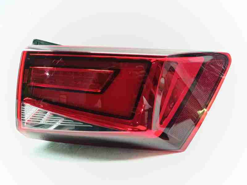 Recambio de piloto trasero derecho para seat ateca (kh7, khp) 1.0 tsi referencia OEM IAM 575945208D  