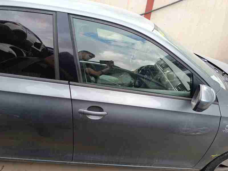 Recambio de puerta delantera derecha para seat toledo iv (kg3) 1.6 tdi referencia OEM IAM 5JA831056B  