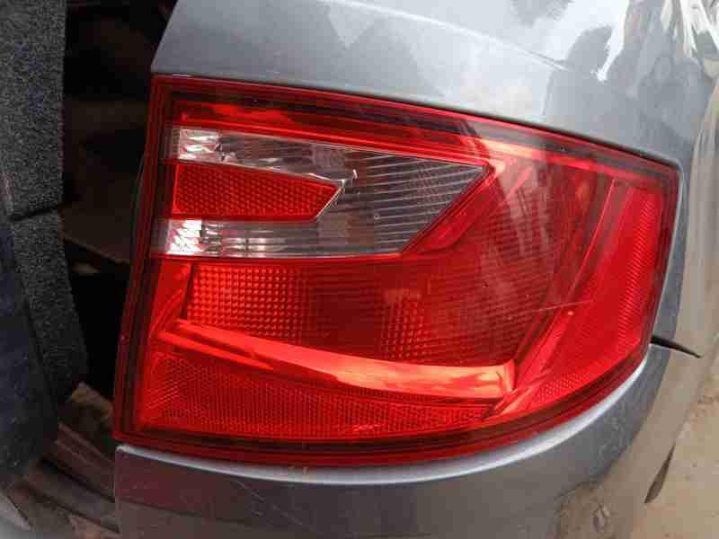 Recambio de piloto trasero derecho para seat toledo iv (kg3) 1.6 tdi referencia OEM IAM 6JH945096E  