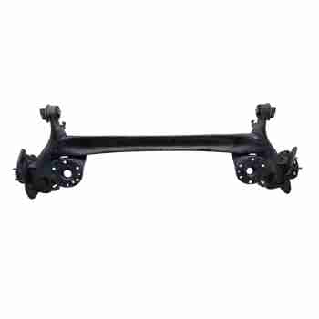 Recambio de puente trasero para toyota yaris cross hybrid 2wd active tech referencia OEM IAM 421100D610  