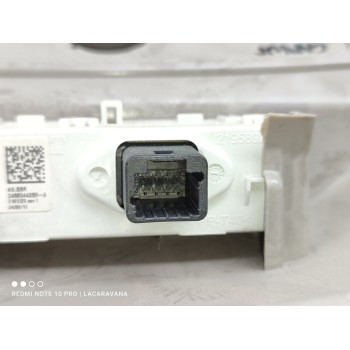 Recambio de luz interior para renault captur adventure referencia OEM IAM 969805401R  