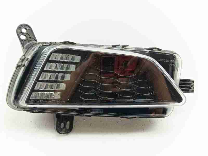 Recambio de faro antiniebla derecho para volkswagen polo vi (aw1, bz1, ae1) 1.6 tdi referencia OEM IAM   