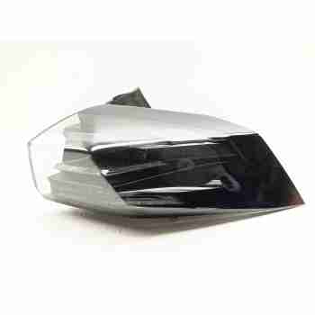 Recambio de piloto trasero derecho para peugeot 2008 (p1) allure referencia OEM IAM 9850439980  