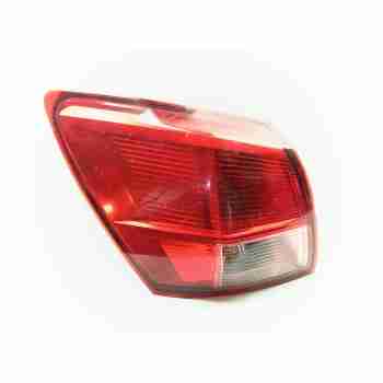 PILOTO TRASERO IZQUIERDO 26555JD000 / 26555EY00A 