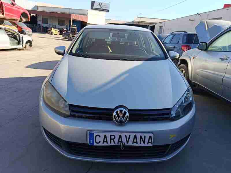 volkswagen golf vi (5k1) del año 2014