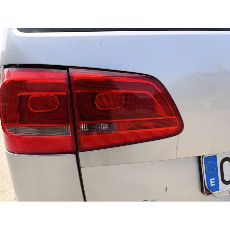 Recambio de piloto trasero izquierdo interior para volkswagen touran (1t3) advance referencia OEM IAM 1T0945093  