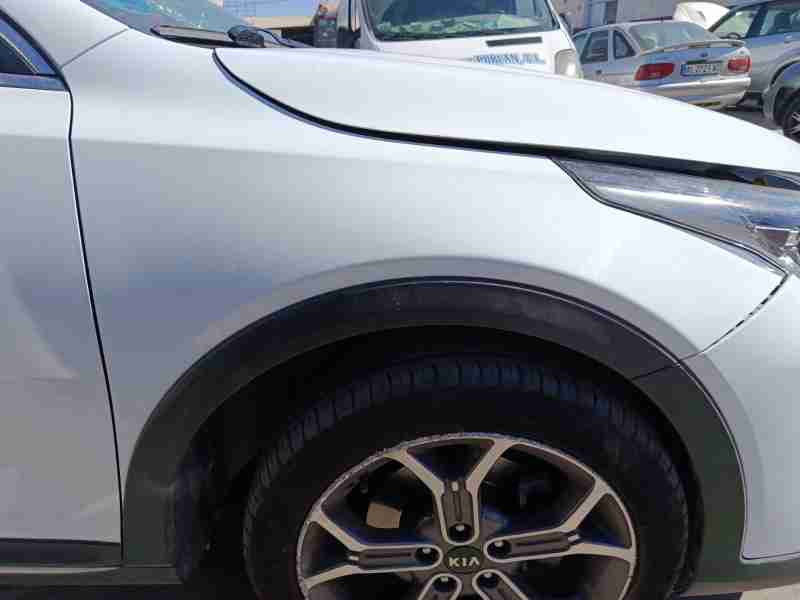 Recambio de aleta delantera derecha para kia xceed (cd) 1.6 crdi 115 referencia OEM IAM 66321J7500  