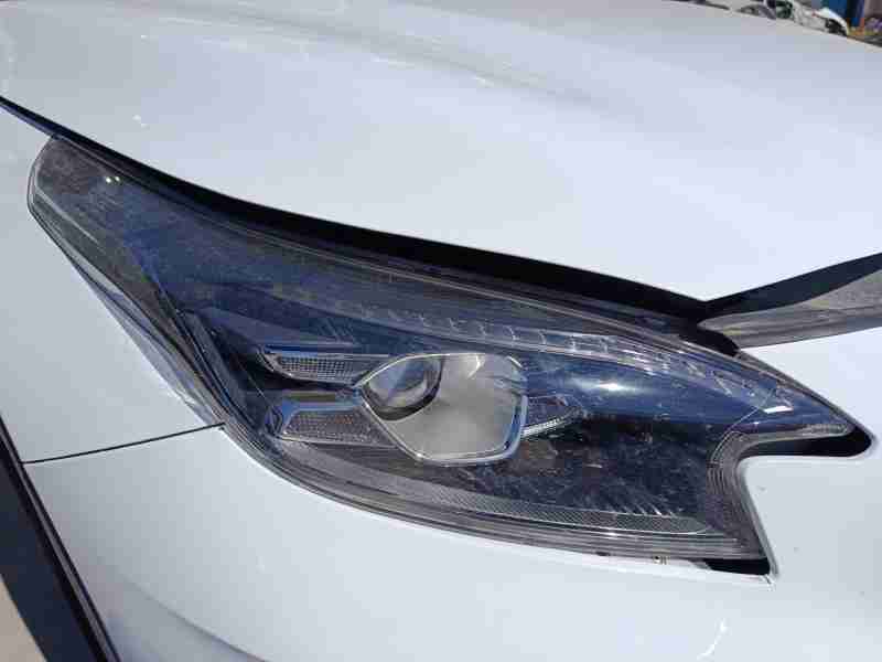 Recambio de faro derecho para kia xceed (cd) 1.6 crdi 115 referencia OEM IAM 92102J7300  
