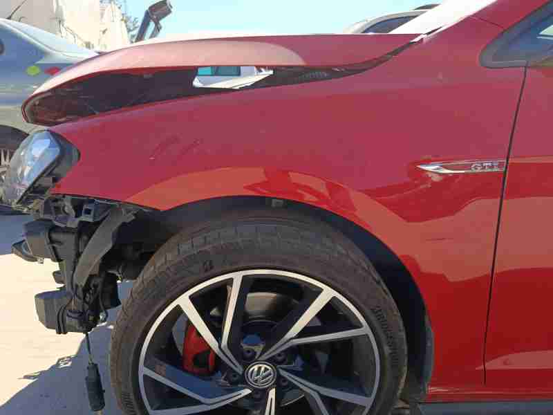 Recambio de aleta delantera izquierda para volkswagen golf vii (5g1, bq1, be1, be2) 2.0 gti referencia OEM IAM 5G0821105A  