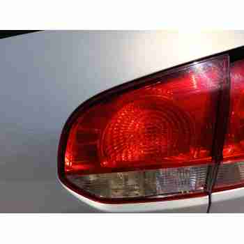 PILOTO TRASERO DERECHO INTERIOR 5K0945094AB 
