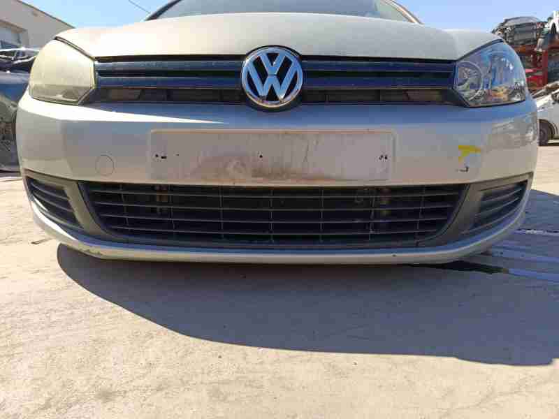Recambio de paragolpes delantero para volkswagen golf vi (5k1) 1.6 tdi referencia OEM IAM 5K0807217BLGRU  