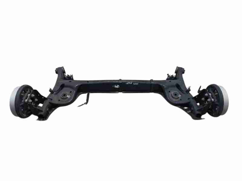 Recambio de puente trasero para renault captur ii evolution referencia OEM IAM 555017682R  