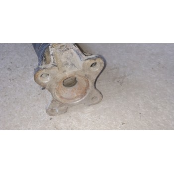 Recambio de transmision central delantera para ssangyong actyon 200 xdi referencia OEM IAM 3310009001  