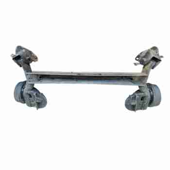 Recambio de puente trasero para renault express advance referencia OEM IAM 555110548R  