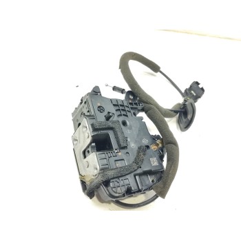 Recambio de cerradura puerta trasera derecha para renault captur life referencia OEM IAM 805027072R  