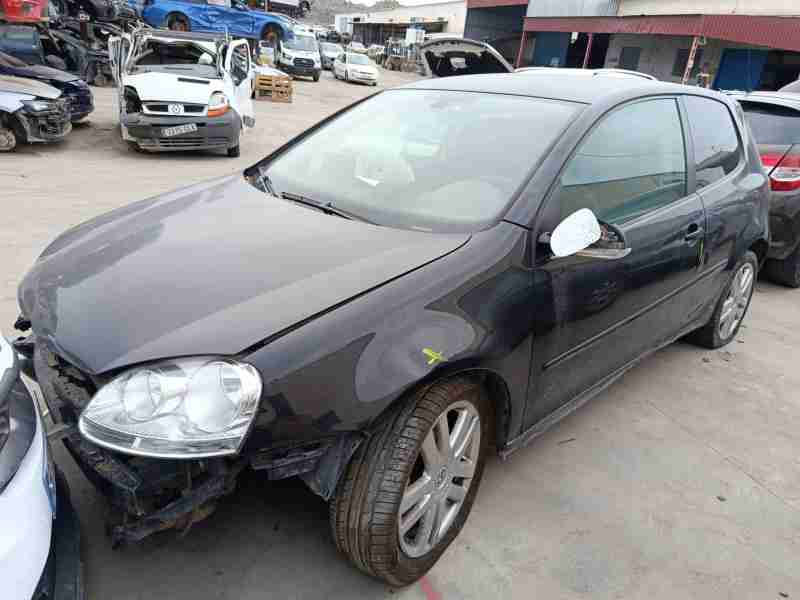 volkswagen golf v (1k1) del año 2004