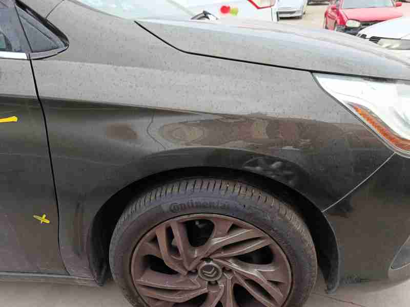 Recambio de aleta delantera derecha para citroën c4 ii (nc_) 1.6 hdi 115 referencia OEM IAM   
