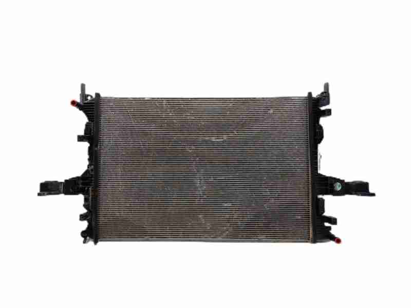 Recambio de radiador agua para volvo ex30 plus 2wd pure electric referencia OEM IAM 80001519 / 80001022  