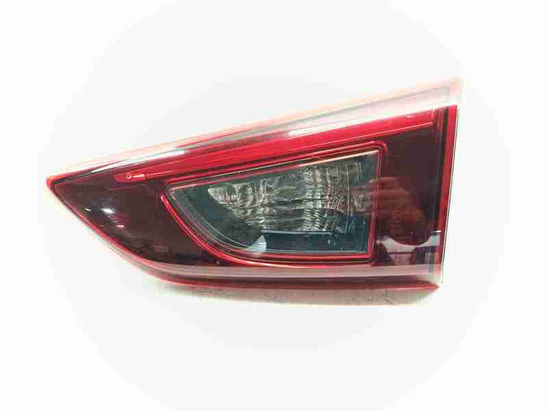 Recambio de piloto trasero derecho interior para mazda cx-3 style referencia OEM IAM DB2R513F0C  