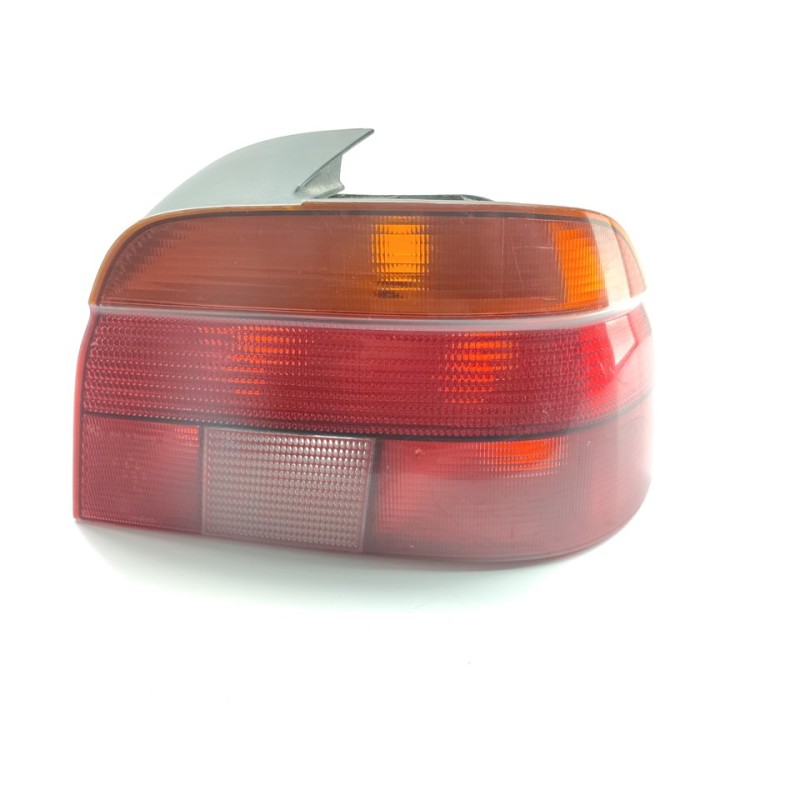 Recambio de piloto trasero izquierdo para bmw serie 5 berlina (e39) referencia OEM IAM 8358032  