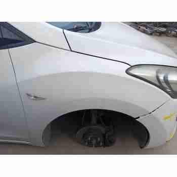 Recambio de aleta delantera derecha para hyundai i30 (gd) 1.4 crdi referencia OEM IAM 66321A6010  