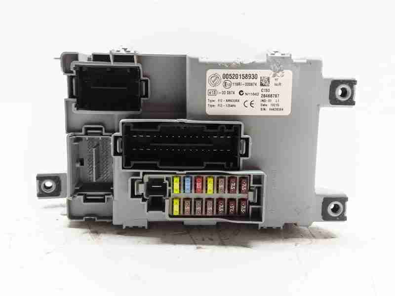 Recambio de caja reles / fusibles para opel combo furgón/monospace (x12) 1.3 cdti (b05) referencia OEM IAM 520158930 00520158930