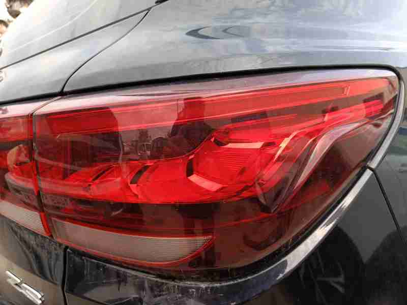 Recambio de piloto trasero derecho para mg zs suv (azs1) 1.5 vti referencia OEM IAM 10293792  